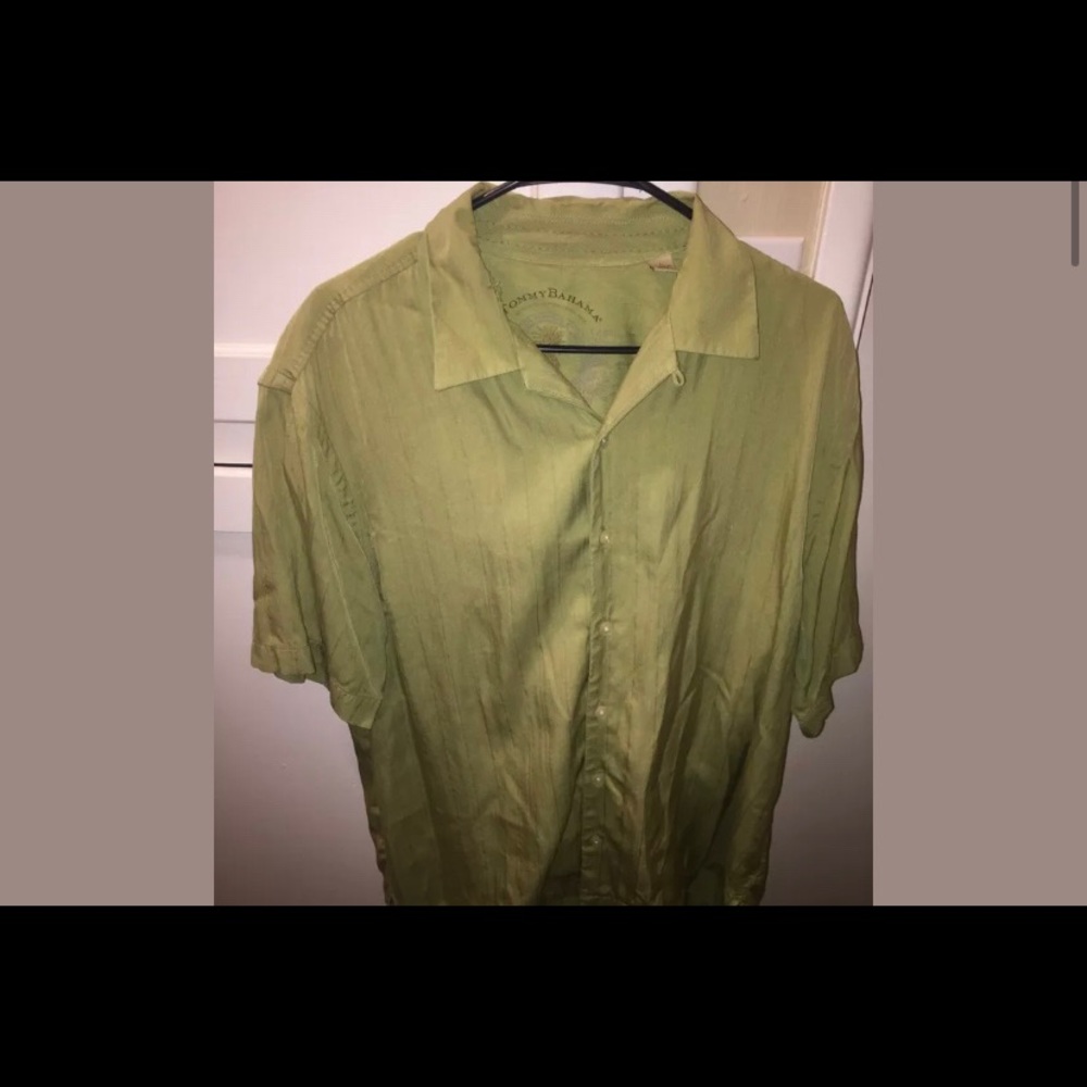 Tommy Bahama 100% Silk Button Down Shirt